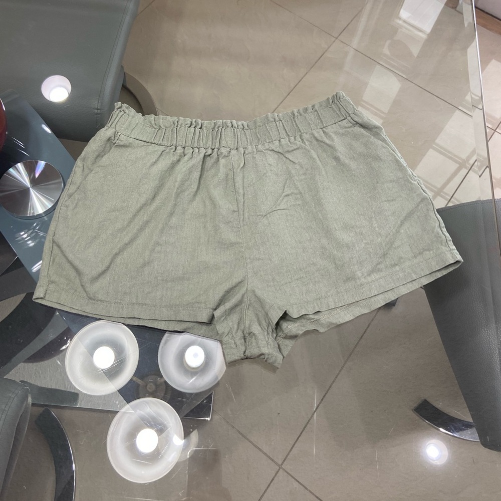 🔴 Just Be women’s shorts size Large